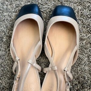 Elegant Beige and Black Women's Shoes